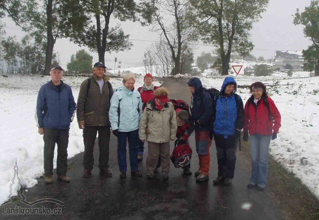 03_Jdeme od zastavky na Gansberg_rijen 23009.jpg